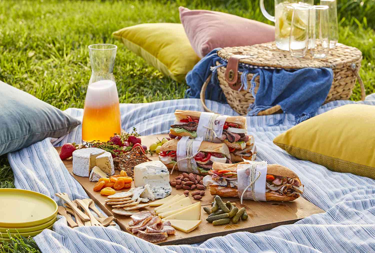پیشنهاد غذا و نوشیدنی برای پیک نیک