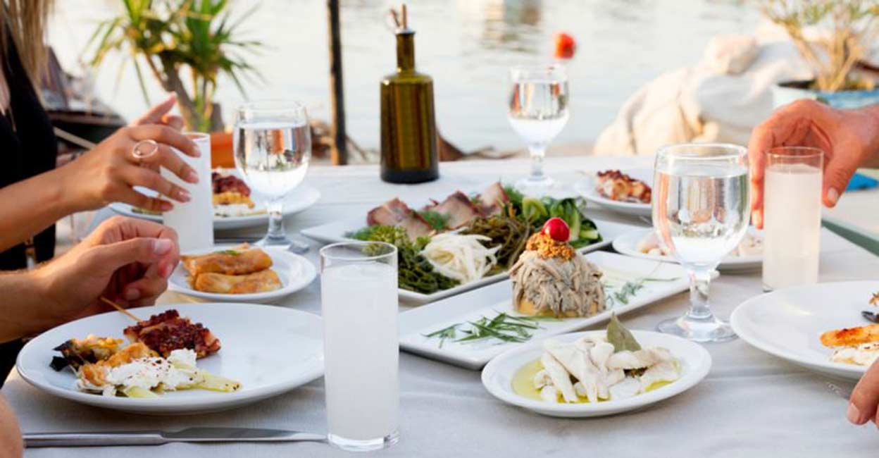 لیست غذا برای دورهمی دوستانه